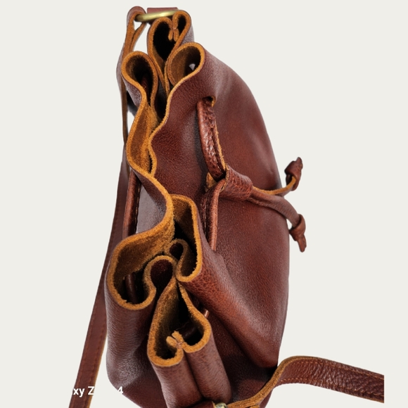 Portland Leather Brown Crossbody BUCKET Bag with Soft Silhouette, EUC - Picture 7 of 16